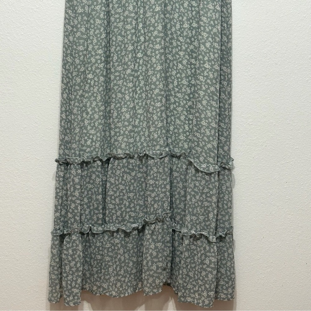 Arula Green Floral Tiered Half Sleeve Maxi Dress Women's Size C / 3XL Plus Size - Picture 2 of 3